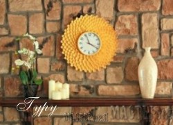 Ксения 68 - Часы "Хризантема" из пластиковых ложек.