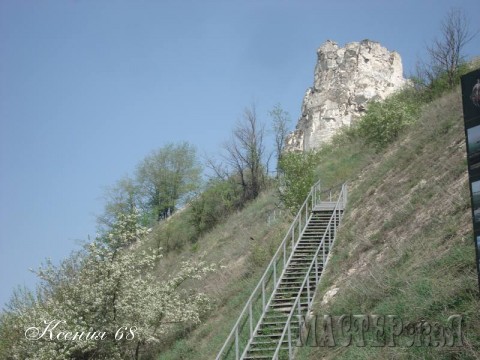 По этой лестнице мы поднялись, чтобы попасть к самой большой Диве.