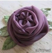 chiffon-rose-with-leaves1.jpg
