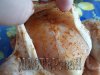 Повозможностииподкожицейтоженатираюмёдомиспециями.Даюкурицезамариноватьсяминут30.