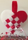 Ксения 68 - Сердечко из грубой ткани к дню Святого Валентина